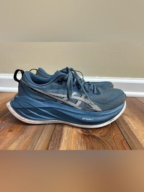 Asics Superblast 2, Winter Sea/White, Mens 8.5 / Womens 10